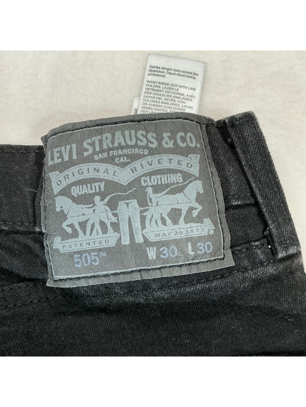 Levi’s 505 Regular Fit Jeans Men’s 30x30 Black Straight Leg Denim Pants - Picture 9 of 13